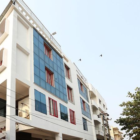 Oyo 3345 Shubham Beach Hotel Puri Exterior photo
