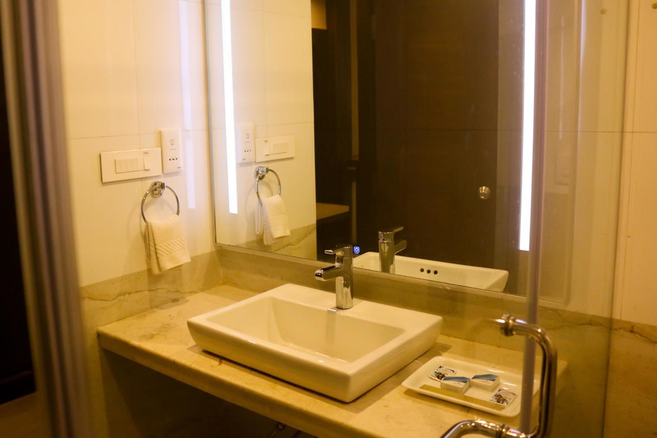 Oyo 3345 Shubham Beach Hotel Puri Exterior photo