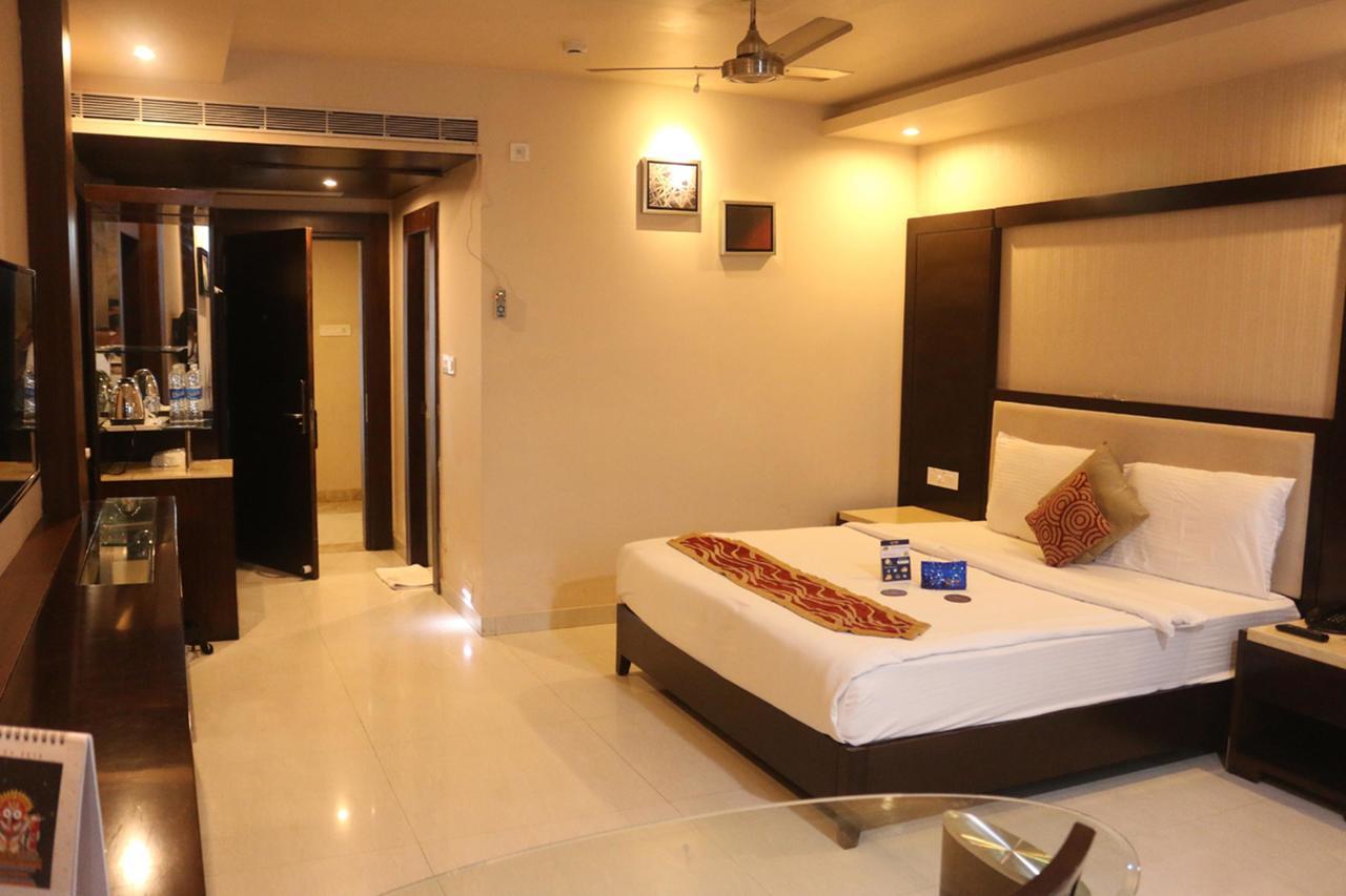 Oyo 3345 Shubham Beach Hotel Puri Exterior photo