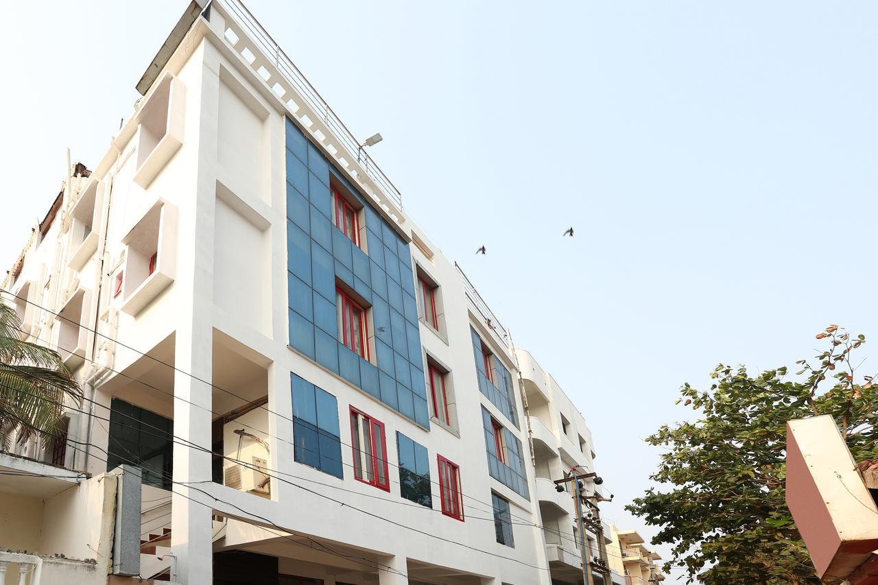 Oyo 3345 Shubham Beach Hotel Puri Exterior photo